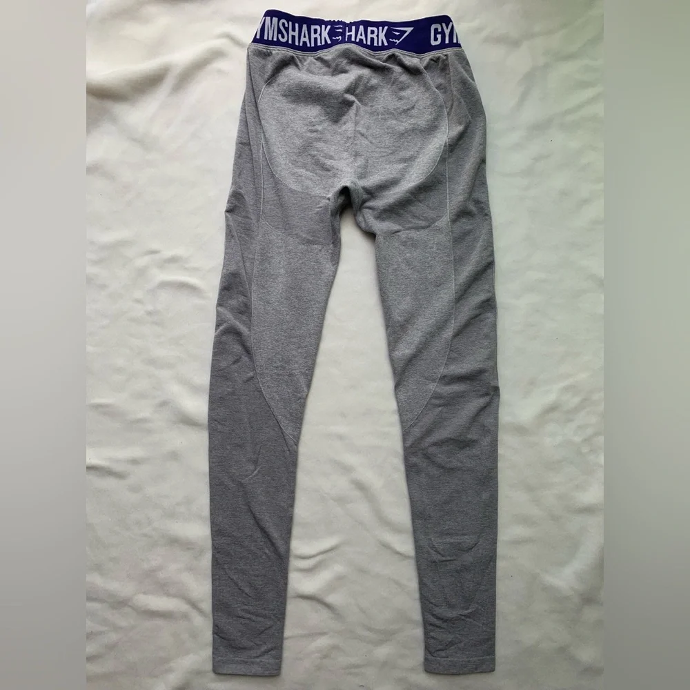 Gymshark Dry Moisture Management Legging - Picture 7 of 7